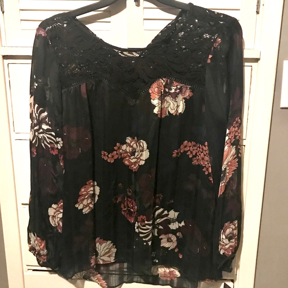NWT Alyx Floral Blouse